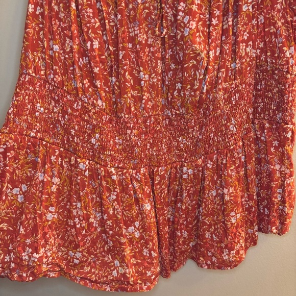 Old Navy Women’s Orange Floral-Print Smocked Peplum Blouse Size 3X - Picture 2 of 9